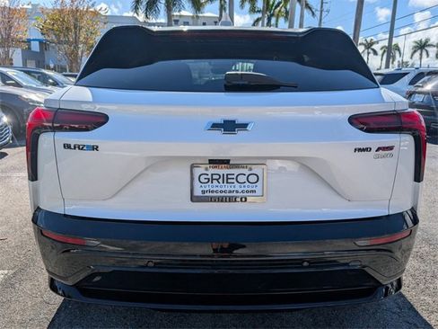 Used 2025 Chevrolet Blazer EV RS w/ Super Cruise Package image 15