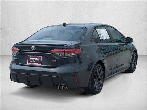 Used 2025 Toyota Corolla XSE FWD image 5