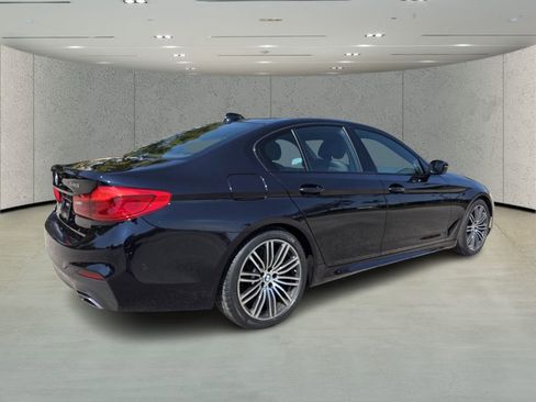 Used 2019 BMW 540i xDrive w/ M Sport Package image 3