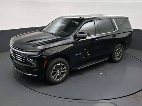 Used 2025 Chevrolet Tahoe LT w/ Comfort Package RWD image 11
