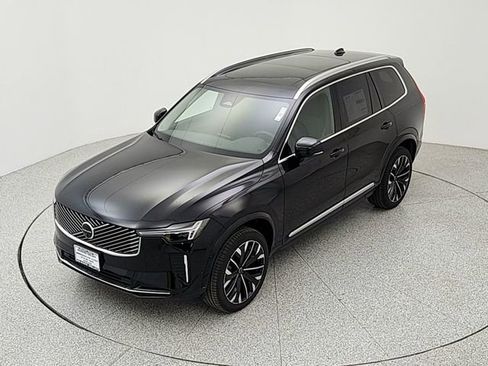 New 2026 Volvo XC90 B6 Plus w/ Protection Package image 13