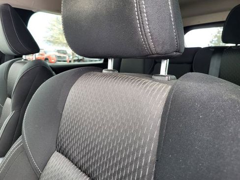 Used 2022 Mitsubishi Outlander ES image 18