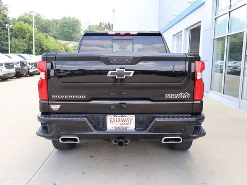 Certified 2023 Chevrolet Silverado 1500 High Country w/ Technology Package AWD/4WD image 9
