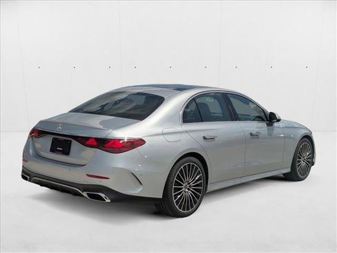 New 2026 Mercedes-Benz E 350 Sedan image 4