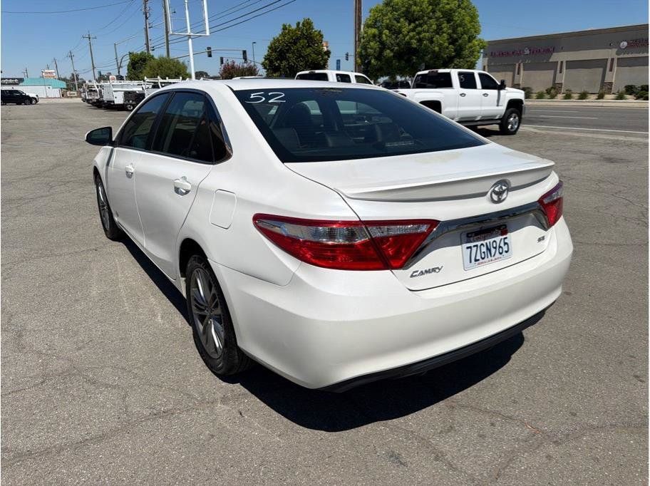 Used 2017 Toyota Camry SE FWD image 14