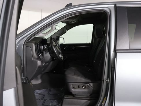 Used 2023 Chevrolet Silverado 1500 LT AWD/4WD image 26