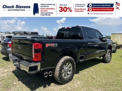 Used 2023 Ford F250 Lariat w/ Lariat Ultimate Package AWD/4WD image 3