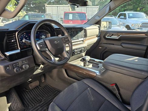 Used 2024 Chevrolet Silverado 1500 RST w/ Convenience Package II AWD/4WD image 11