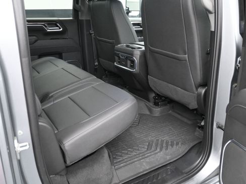 Used 2025 Chevrolet Silverado 2500 LTZ w/ LTZ Premium Package AWD/4WD image 10