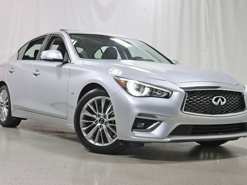 Used 2019 INFINITI Q50 Luxe w/ Essential Package (3.0T Luxe) image 7