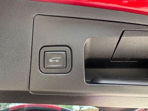 Used 2024 Cadillac XT5 Premium Luxury FWD image 16