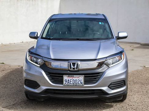 Used 2022 Honda HR-V LX image 2