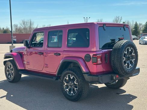 Used 2024 Jeep Wrangler Sahara w/ Technology Group image 5