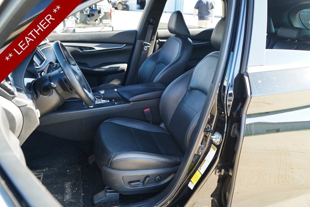 Used 2022 INFINITI QX50 Luxe w/ Appearance Package FWD image 7