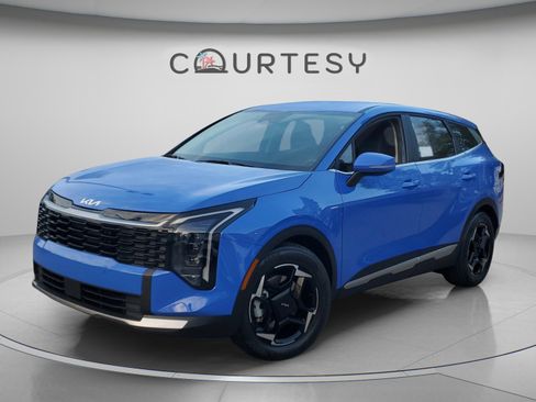 Used 2026 Kia Sportage EX image 1