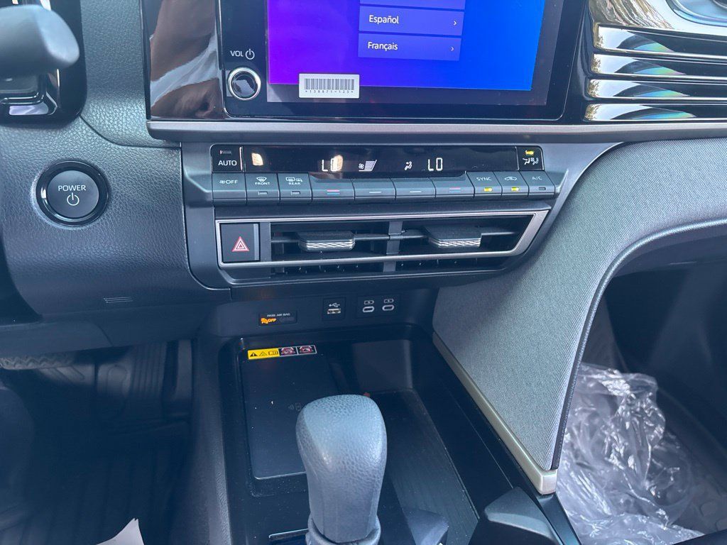 Used 2025 Toyota Camry LE w/ Convenience Package FWD image 22