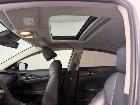 Used 2019 Honda Insight Touring image 23