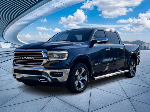 Used 2022 RAM 1500 Laramie image 2