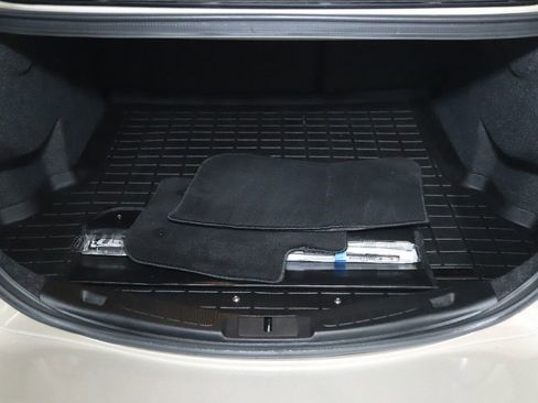 Used 2017 Ford Fusion SE w/ Fusion SE Technology Package image 29