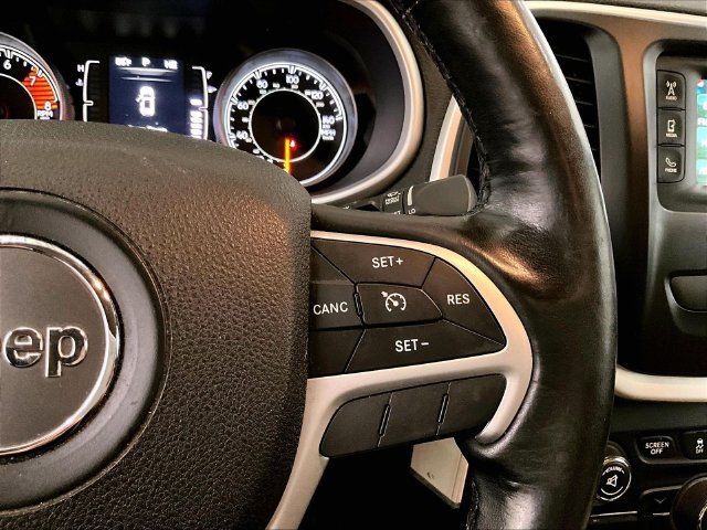 Used 2016 Jeep Cherokee Sport w/ Cold Weather Group AWD/4WD image 18