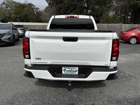 Used 2024 Chevrolet Colorado LT RWD image 4