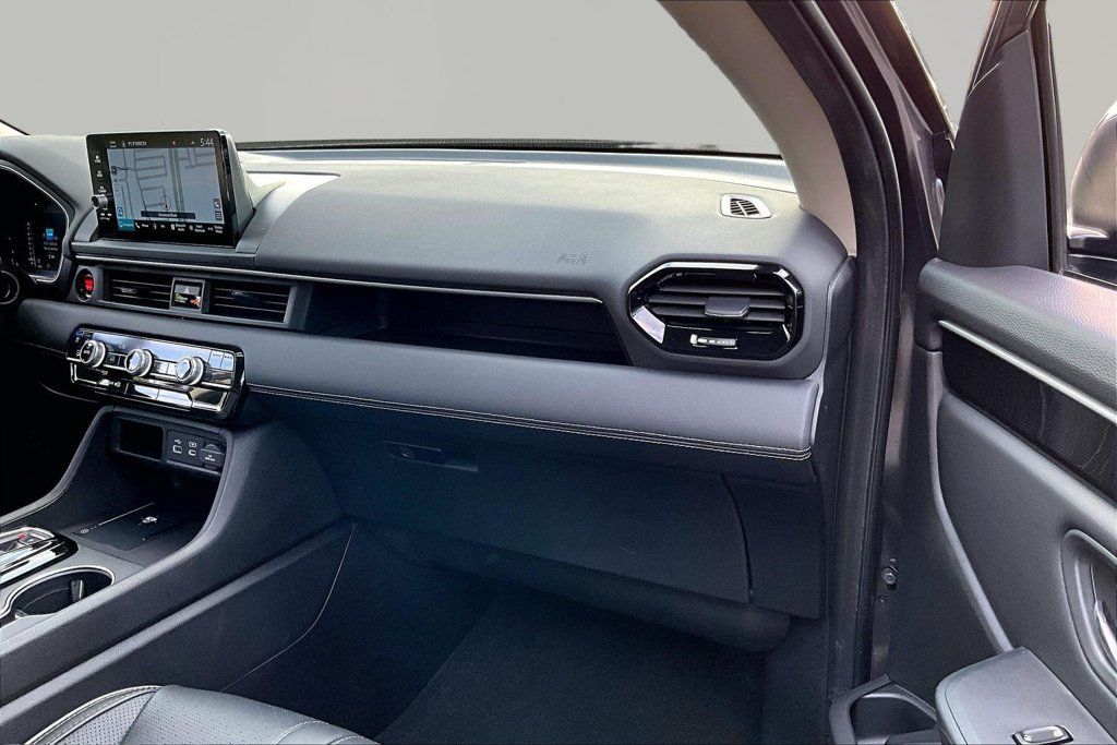 Used 2025 Honda Pilot Elite image 20