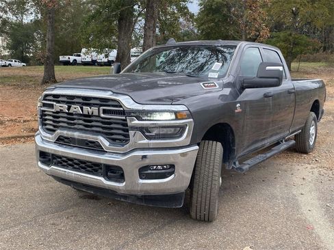 New 2025 RAM 3500 Tradesman image 33