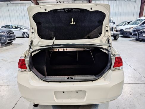 Used 2010 Ford Focus SEL image 19