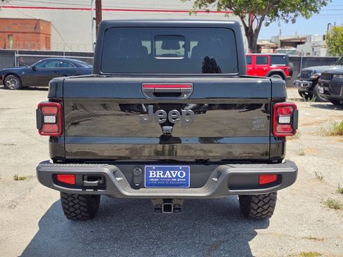 New 2026 Jeep Gladiator Willys AWD/4WD image 6
