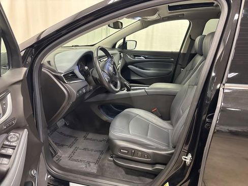 Used 2020 Buick Enclave Premium w/ Sun and Sites Package AWD/4WD image 19