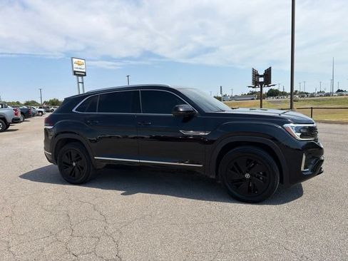 Used 2024 Volkswagen Atlas Cross Sport SEL Premium R-Line AWD/4WD image 4