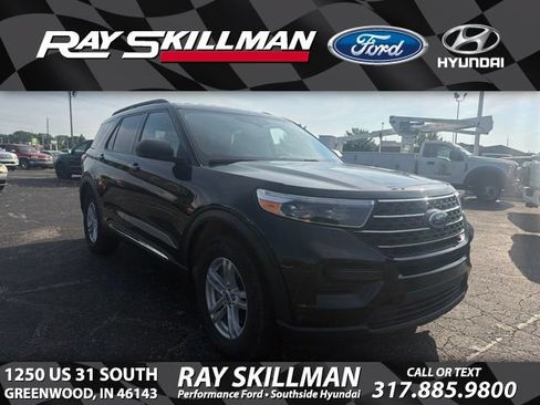 Certified 2023 Ford Explorer XLT AWD/4WD image 1