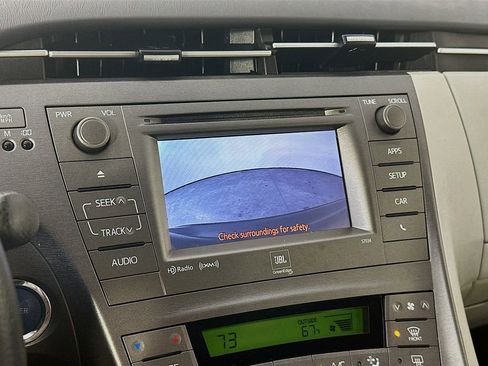Used 2014 Toyota Prius Four image 19
