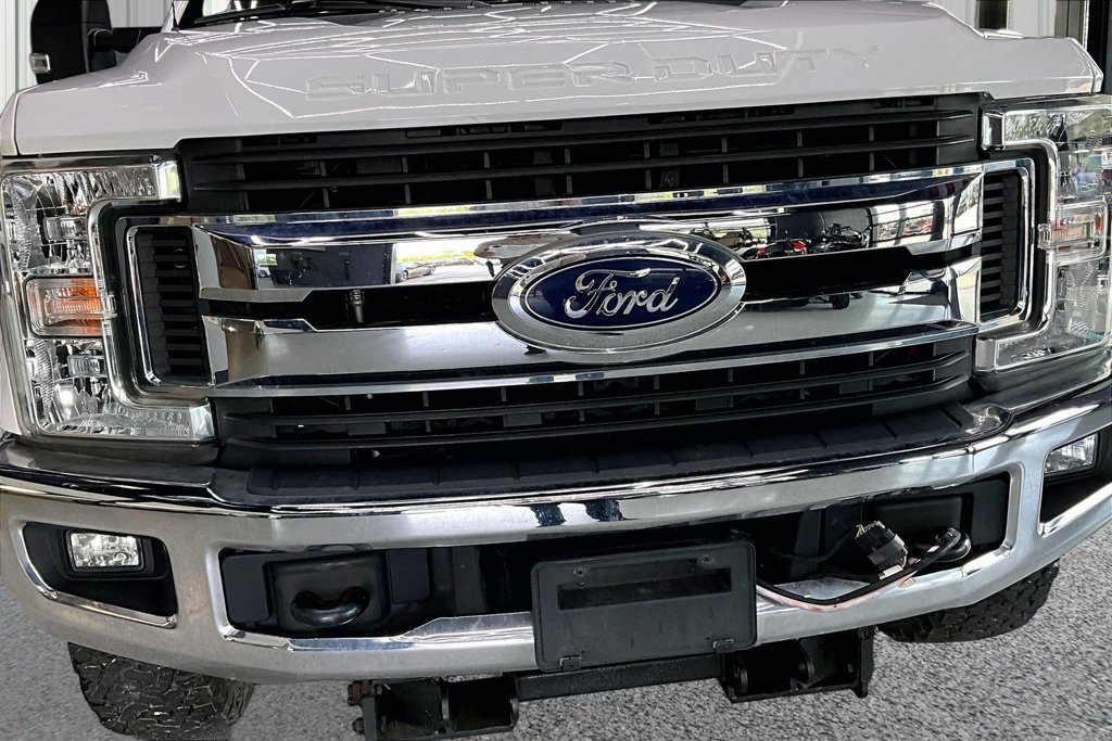 Used 2017 Ford F350 XLT w/ XLT Value Package AWD/4WD image 28