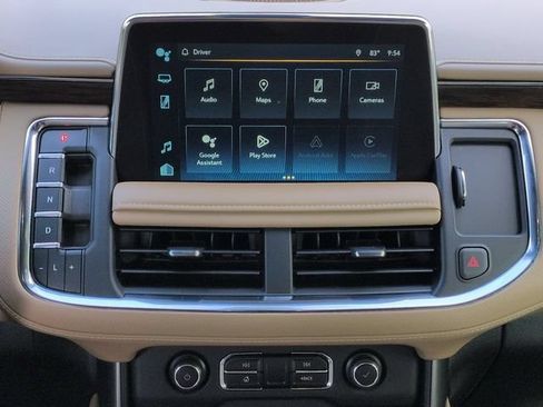 Used 2022 Chevrolet Tahoe Premier AWD/4WD image 18