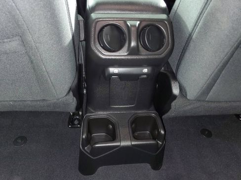 Used 2026 Jeep Wrangler Unlimited Sport AWD/4WD image 19