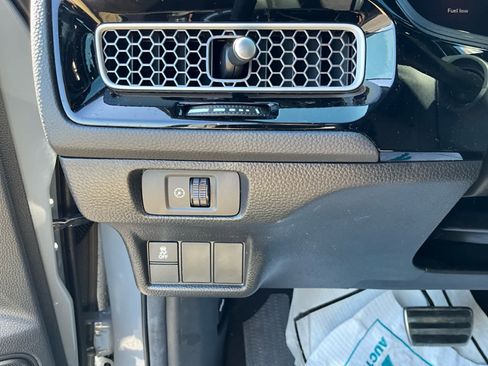 Used 2025 Honda Civic Sport Touring image 24