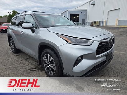 Used 2021 Toyota Highlander XLE