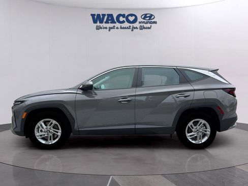 Used 2026 Hyundai Tucson SE image 3