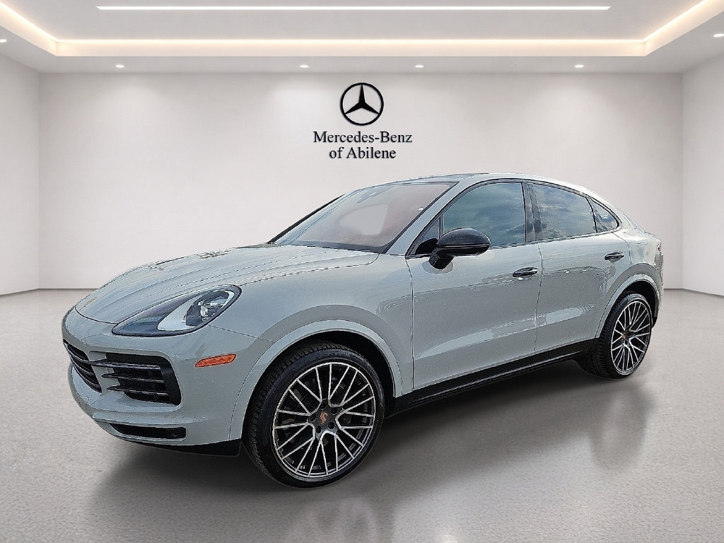 Used 2023 Porsche Cayenne Platinum Edition AWD/4WD image 2