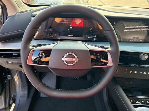 New 2026 Nissan Murano SL image 13