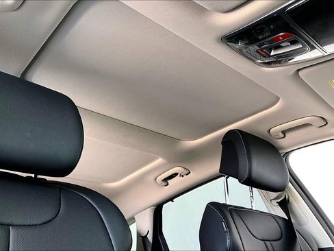 Used 2024 Genesis GV80 3.5T image 21