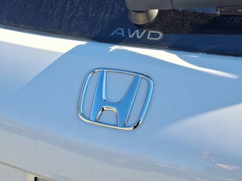 Certified 2025 Honda HR-V Sport image 30