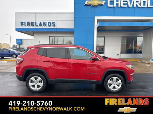 Used 2020 Jeep Compass Latitude w/ Cold Weather Group image 39