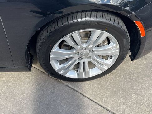 Used 2016 Chrysler 200 Limited w/ Anniversary Edition FWD image 14
