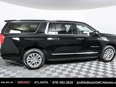 Used 2024 GMC Yukon XL Denali image 29