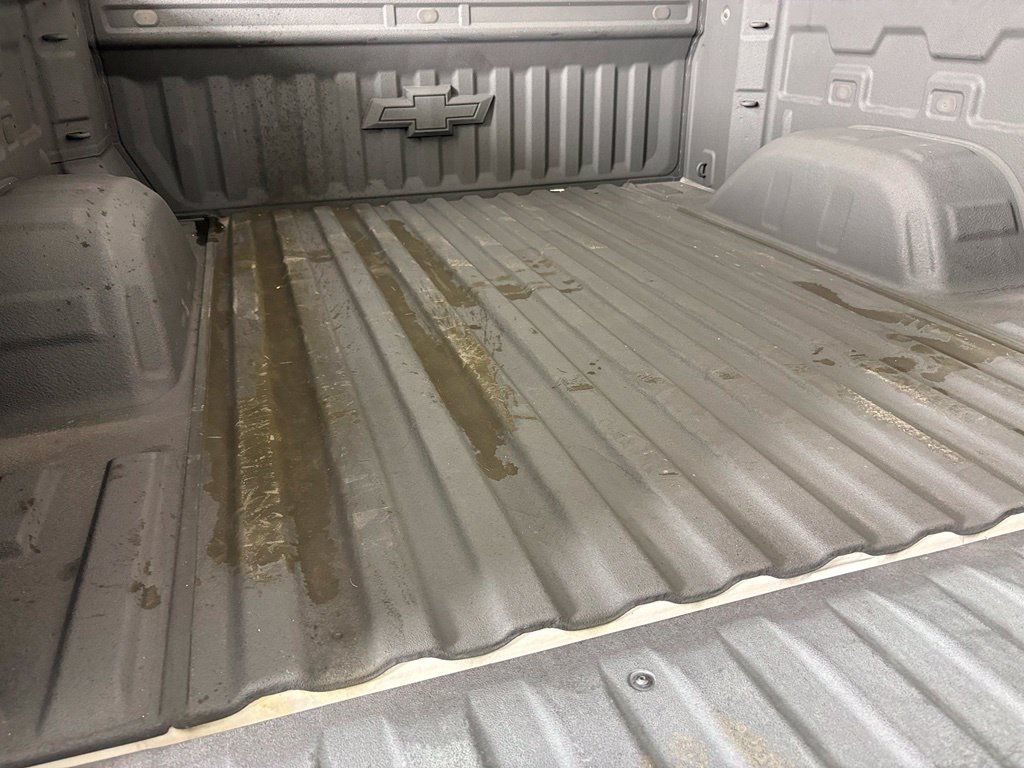 Certified 2022 Chevrolet Silverado 1500 RST AWD/4WD image 42