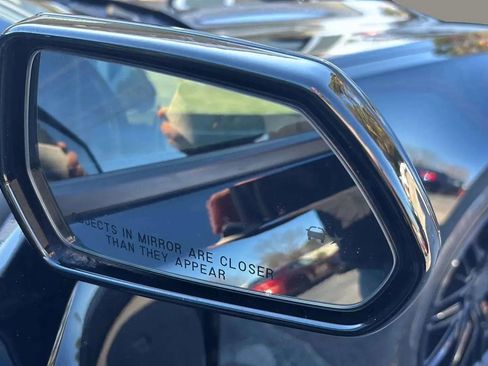 Used 2020 Chevrolet Camaro SS image 21