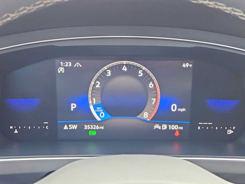 Used 2022 Volkswagen Tiguan SE AWD/4WD image 29