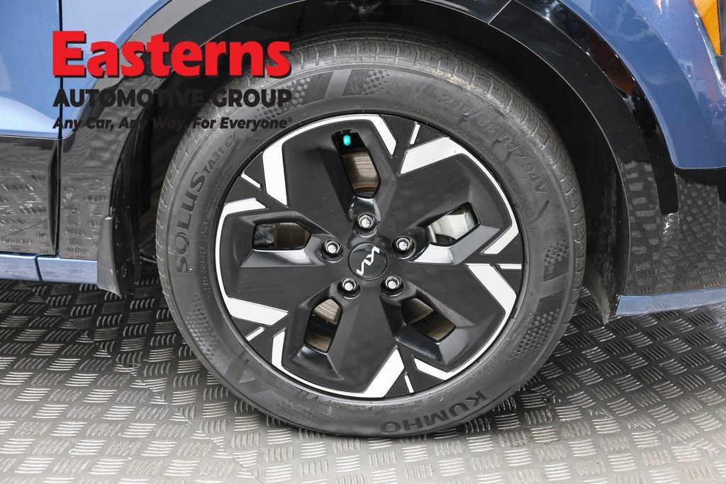 Used 2023 Kia Niro Wind w/ Wind Preserve Package FWD image 30
